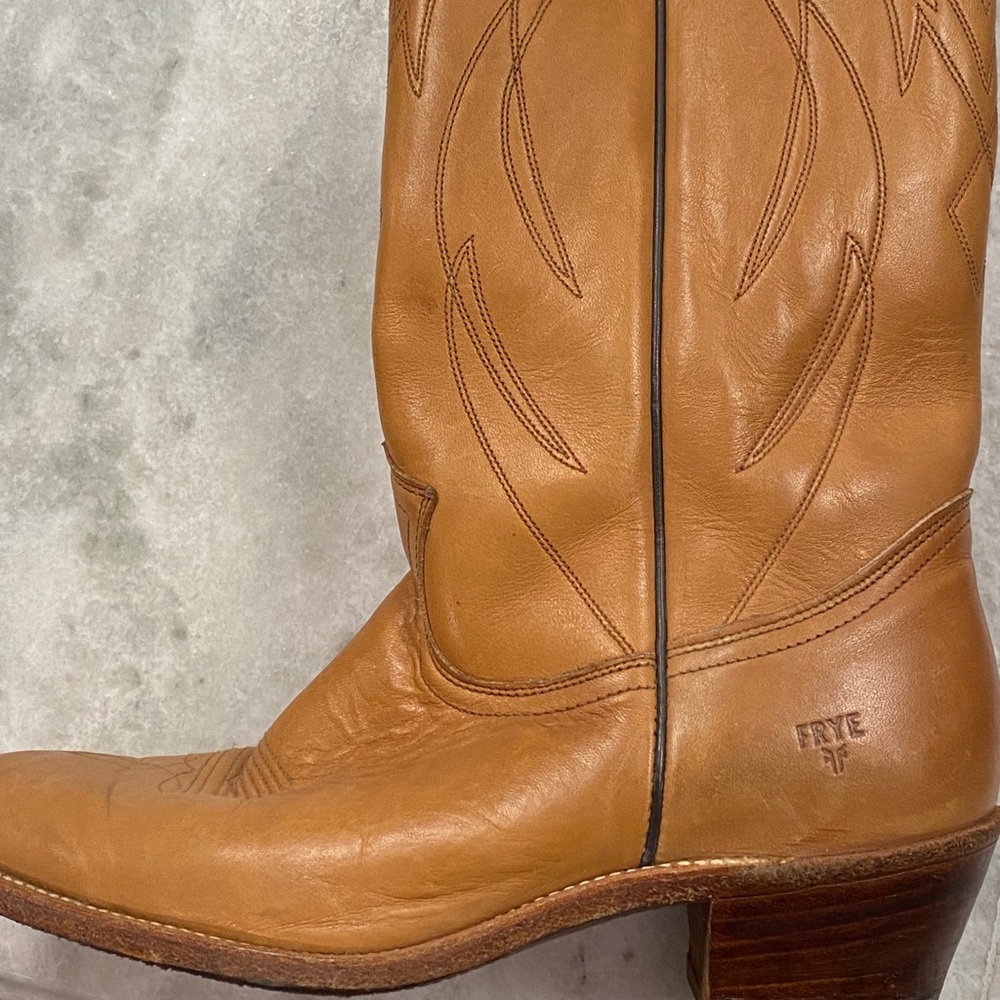 FRYE Vintage cowboy boots